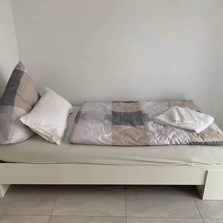 Nyaraló Haus Mit 5 Schlafzimmer 2 Bade 1 Wohnzimmer 3 Park *