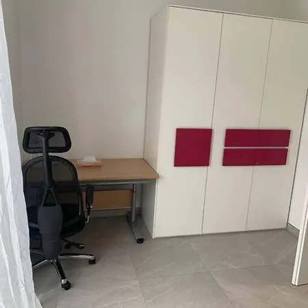 Nyaraló Haus Mit 5 Schlafzimmer 2 Bade 1 Wohnzimmer 3 Park Landsham
